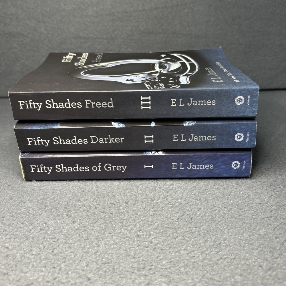 Fifty Shades of Grey Trilogy 3 Book Set - Darker Freed by E.L. James - Picture 5 of 5